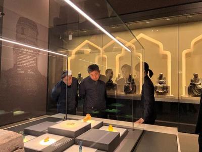 國(guó)家文物局黨組成員、副局長(zhǎng)關(guān)強(qiáng)蒞臨安徽楚文化博物館調(diào)研指導(dǎo)展覽服務(wù)工作